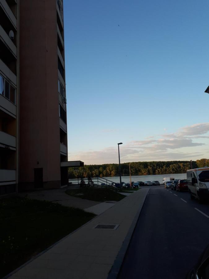 Apartman Panorama Vukovar Extérieur photo